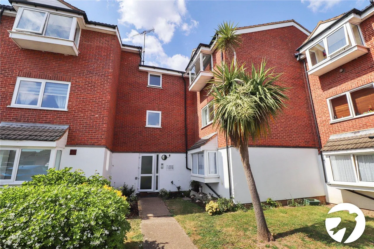 1 bed 1 bedroom property for sale, Heathdene Drive, Belvedere, DA17
