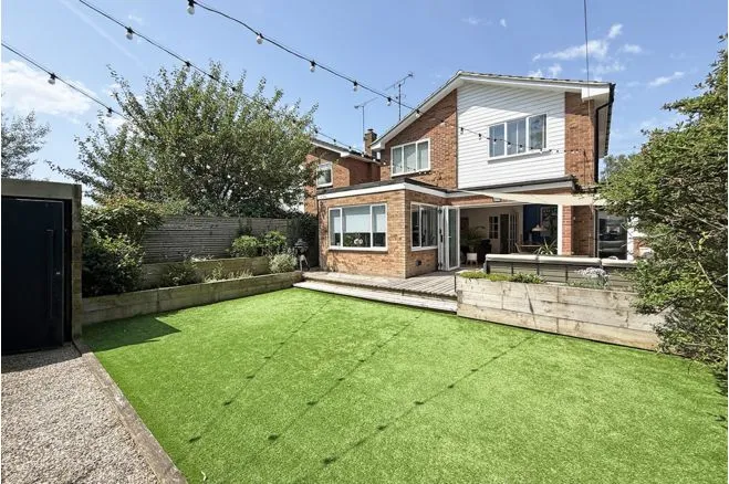 Hunter Avenue, Brentwood, CM15, photo 28