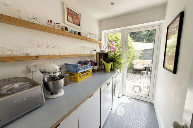 Hunter Avenue, Brentwood, CM15, photo 9