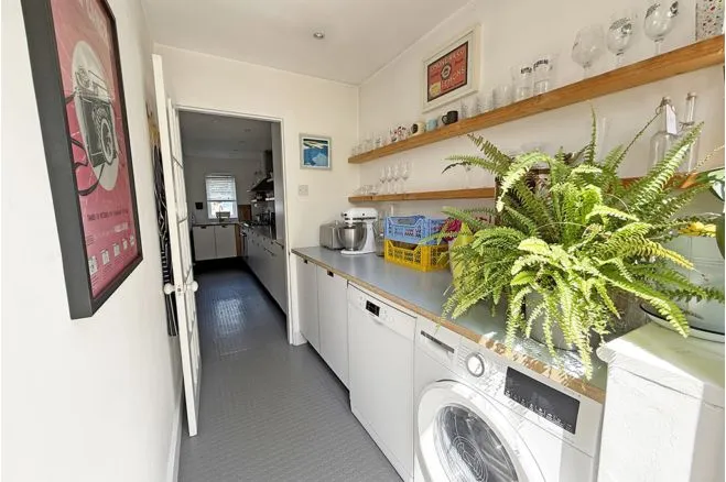 Hunter Avenue, Brentwood, CM15, photo 10