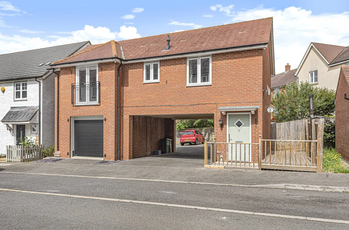 2 bed flat to rent, Milton Keynes, MK3