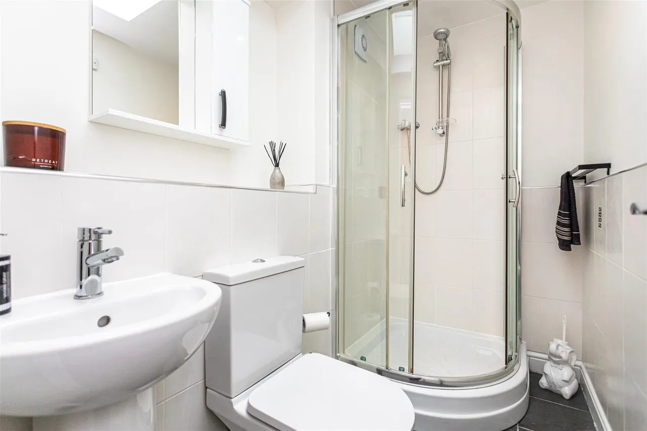 398, Holcombe Road, Greenmount, BL8 4HF, photo 15