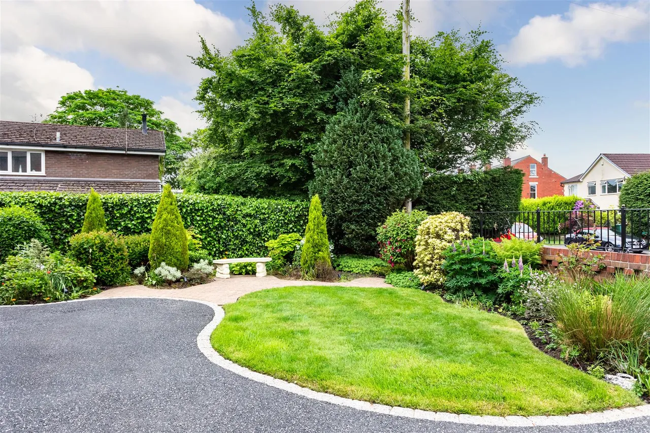 398, Holcombe Road, Greenmount, BL8 4HF, photo 24