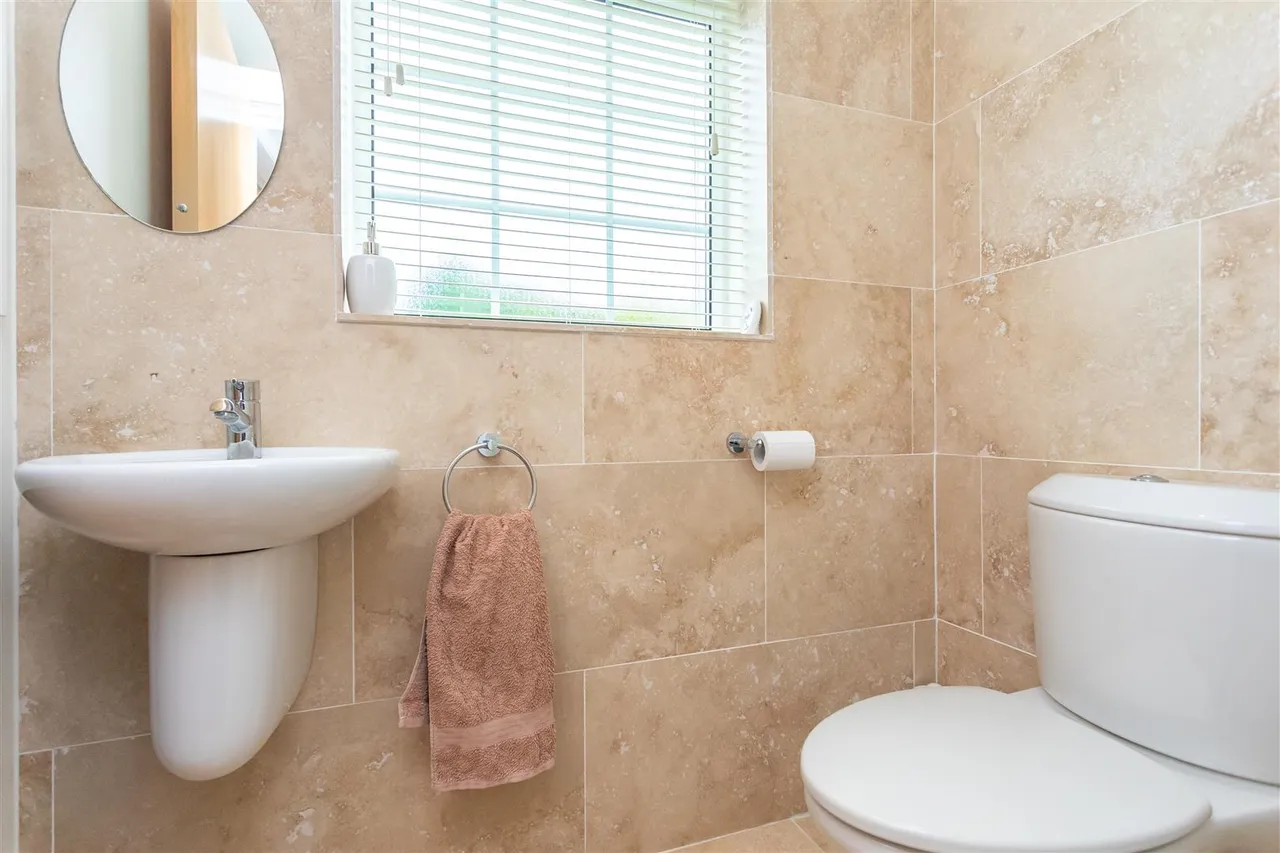 398, Holcombe Road, Greenmount, BL8 4HF, photo 12