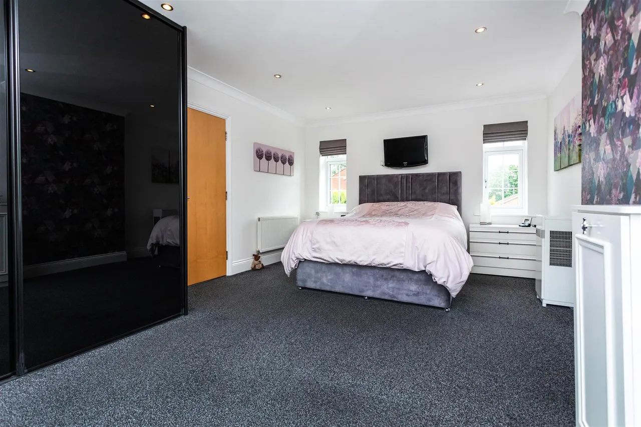 398, Holcombe Road, Greenmount, BL8 4HF, photo 17