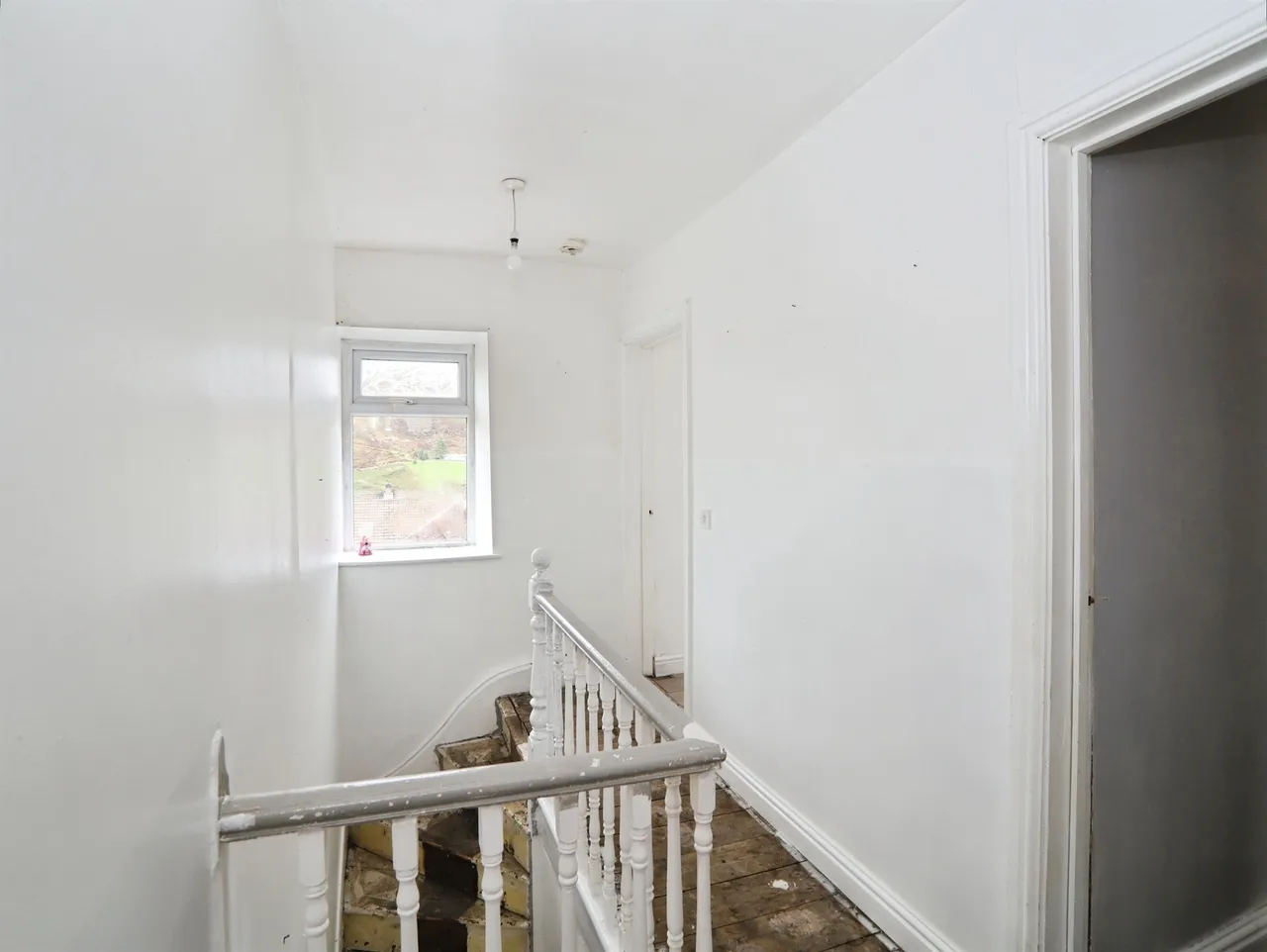 James Street, Ferndale, CF43, photo 2