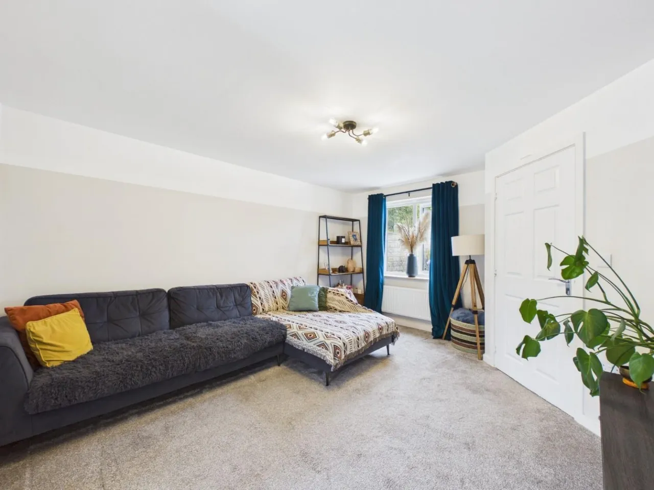 Bream Rise, Thackley, BD10, photo 2