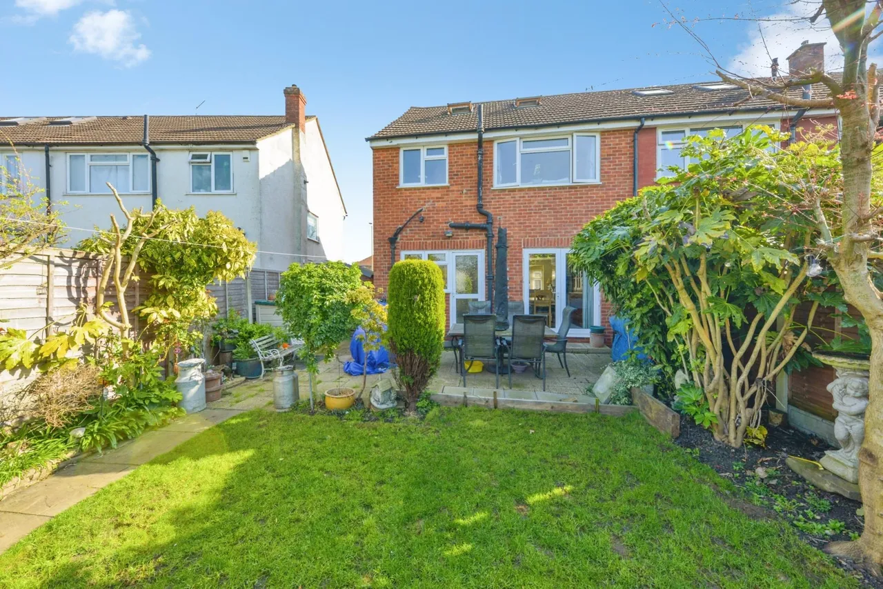 Churchgate, Waltham Cross, EN8, photo 4