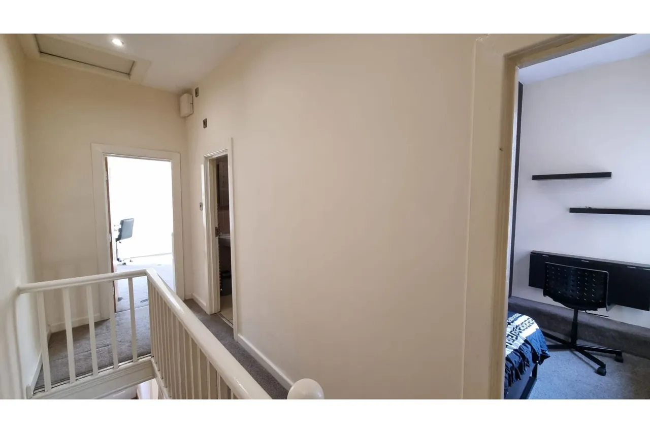 Denham Street, Manchester, M13, photo 7