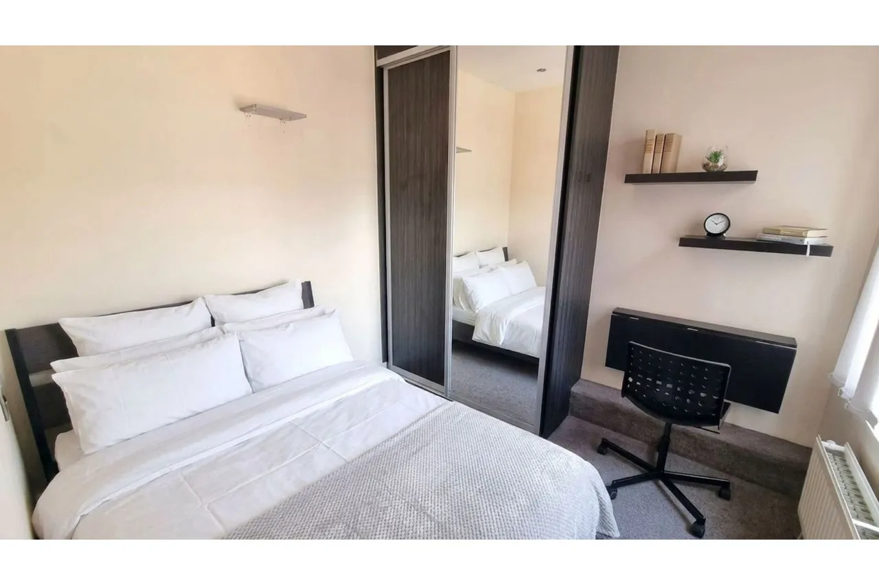 Denham Street, Manchester, M13, photo 8