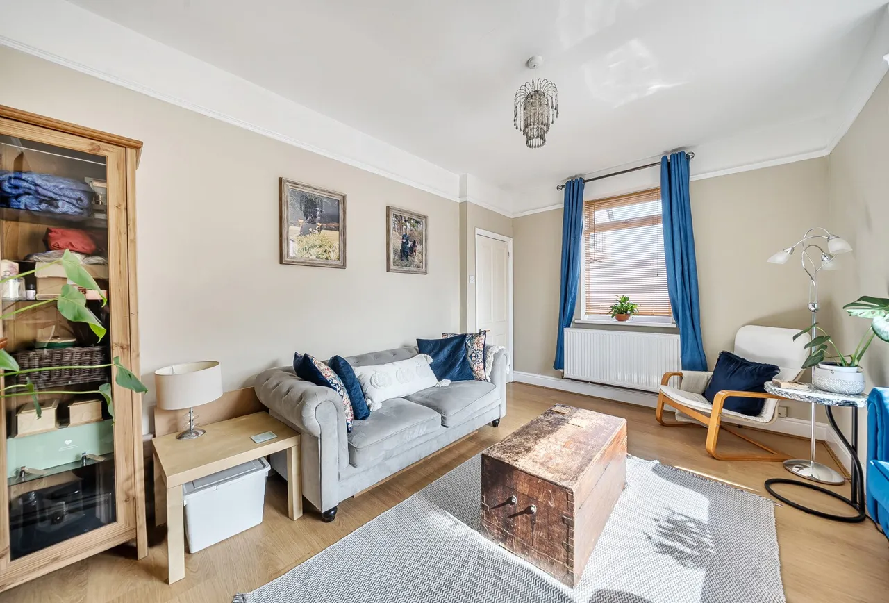 Hucclecote Road, Gloucester, GL3 3TZ, photo 13