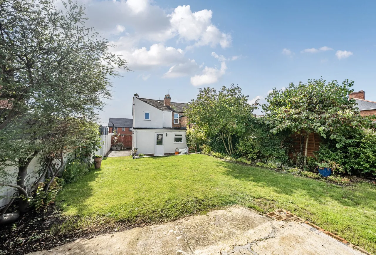 Hucclecote Road, Gloucester, GL3 3TZ, photo 15