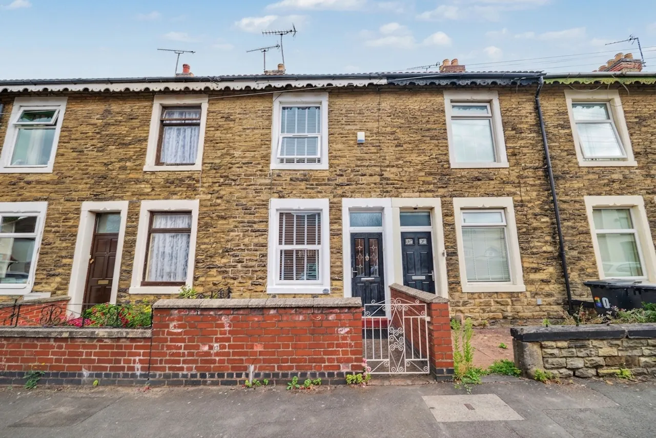 2 bed house for sale — Gadsby Street, Nuneaton, CV11