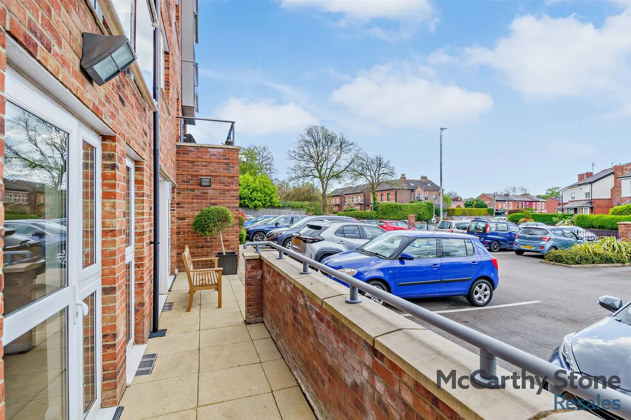 Monton Road, Eccles, M30, photo 3
