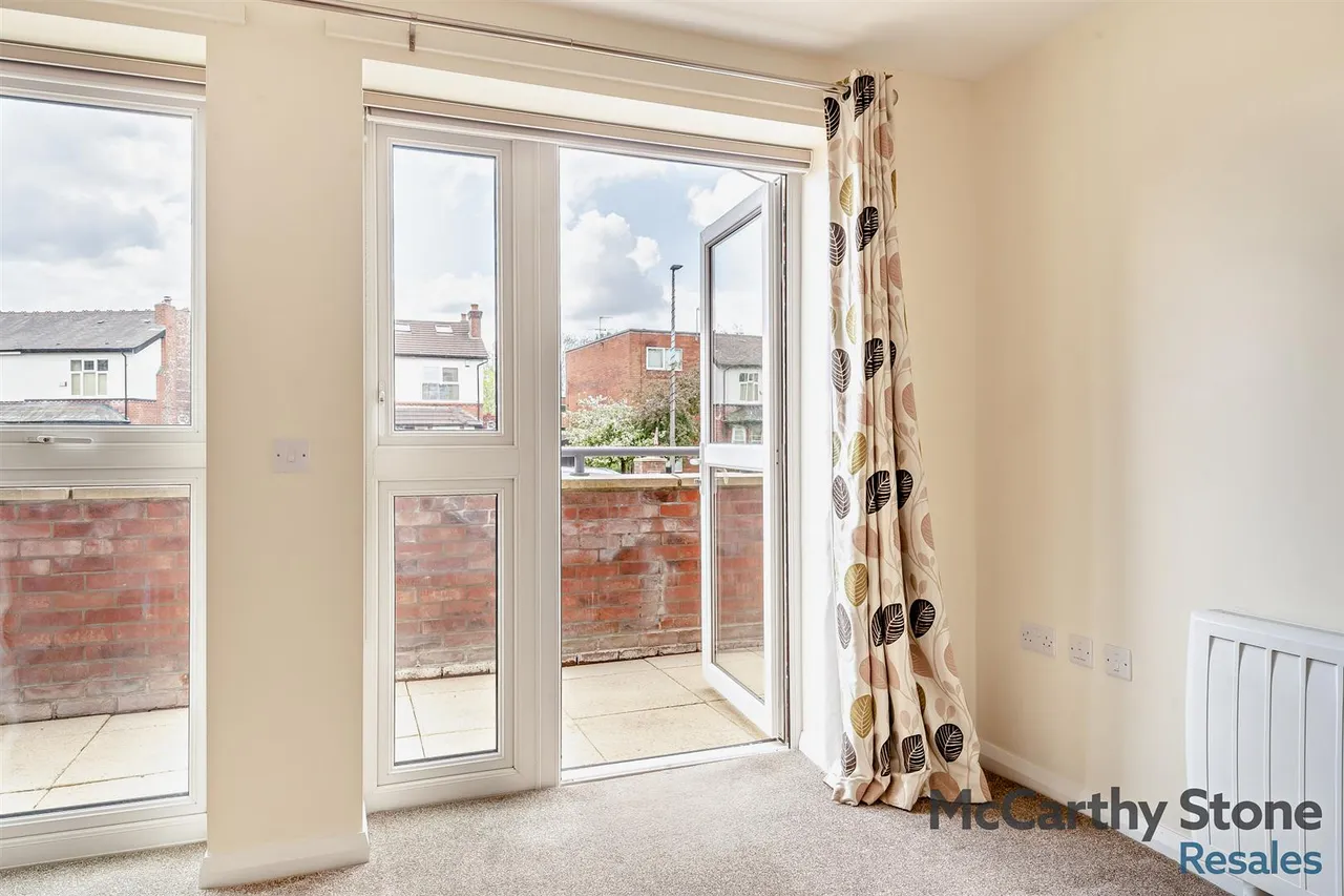 Monton Road, Eccles, M30, photo 2