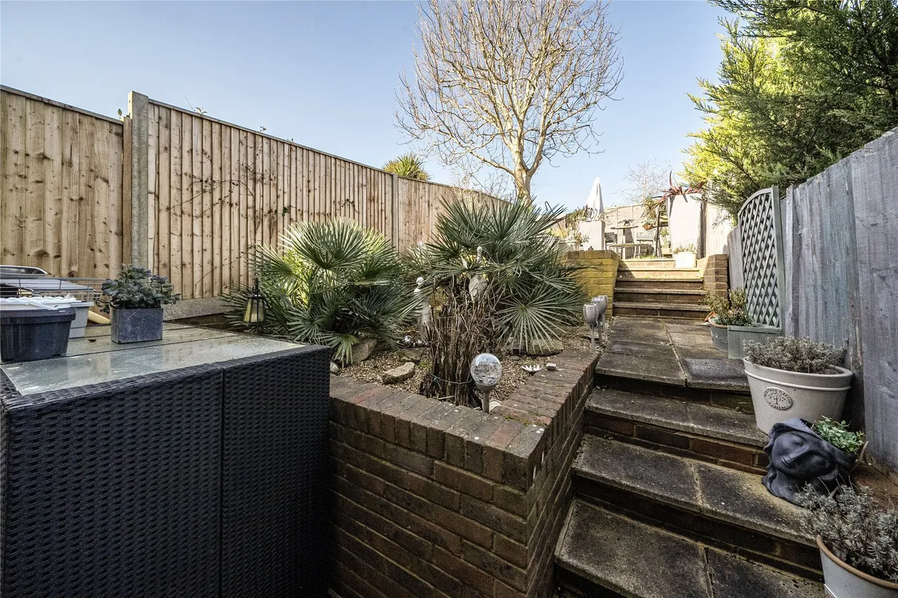 Brickfield Farm Gardens, Orpington, BR6, photo 12