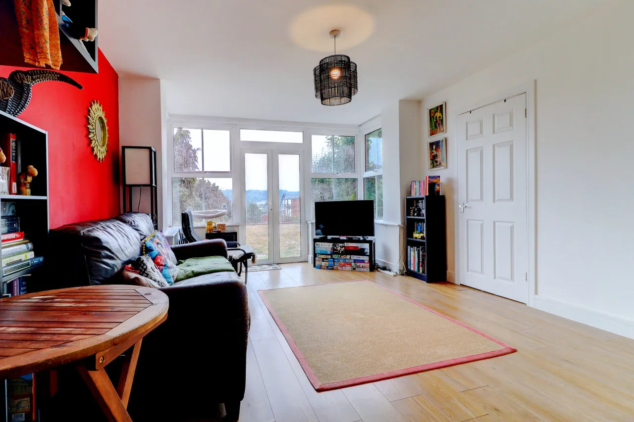 Priory Road, High Wycombe, HP13, photo 2