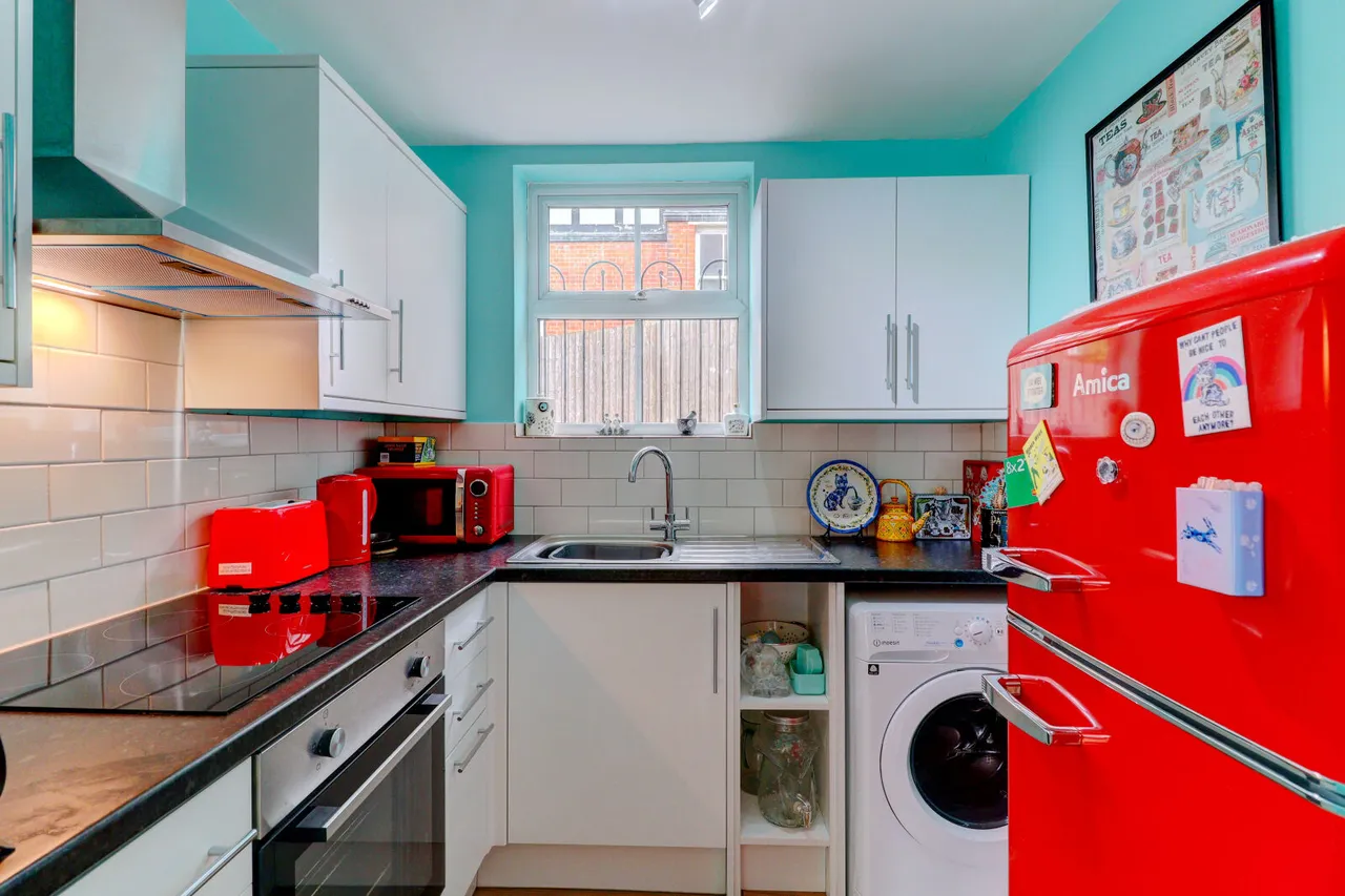 Priory Road, High Wycombe, HP13, photo 4