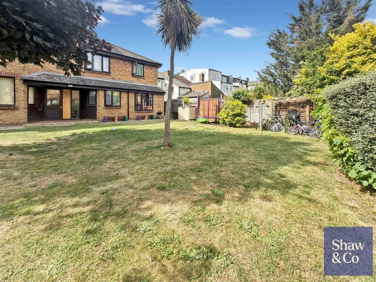 St. Stephens Road, Hounslow, photo 6