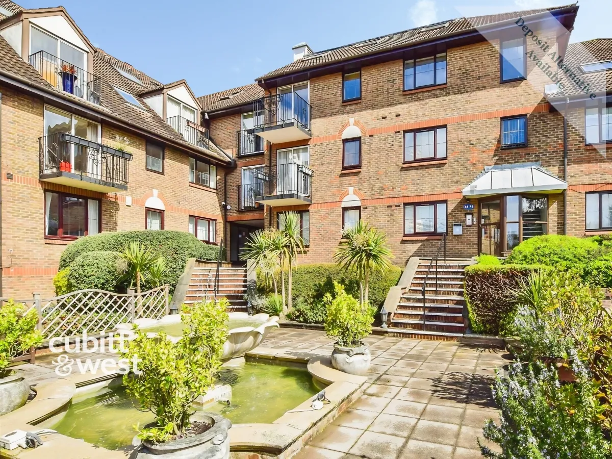 2 bed flat to rent, Lansdowne Road, Purley, CR8