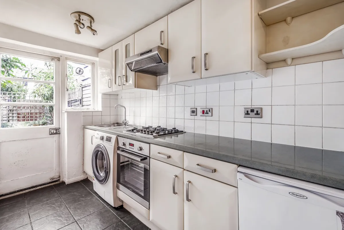 Coverton Road, London, SW17, photo 2