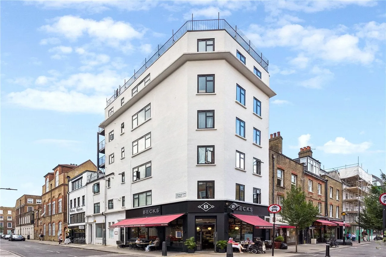 2 bed flat to rent — Princeton Street, London, WC1R