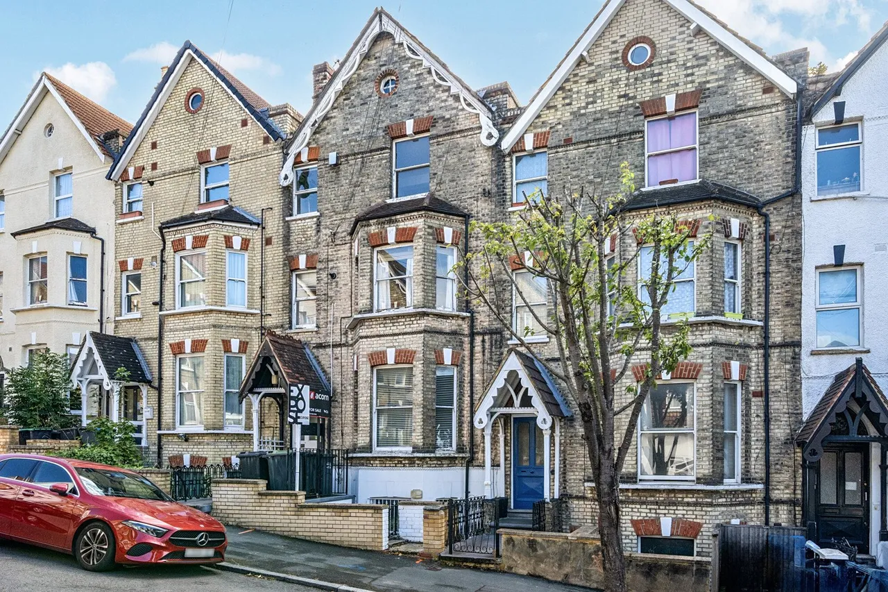 1 bed flat for sale — Essex Grove, SE19
