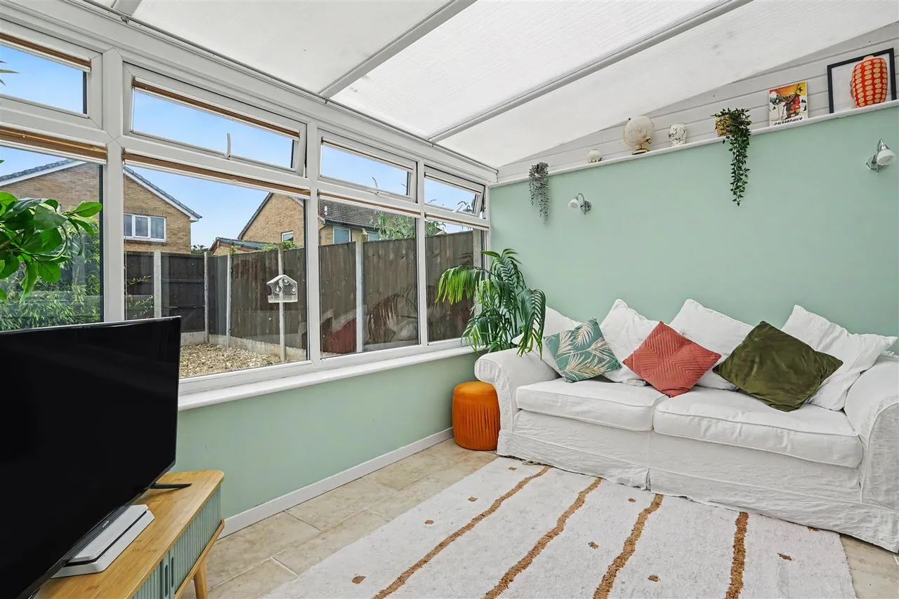 Bishopdale Close, Long Eaton, NG10, photo 8
