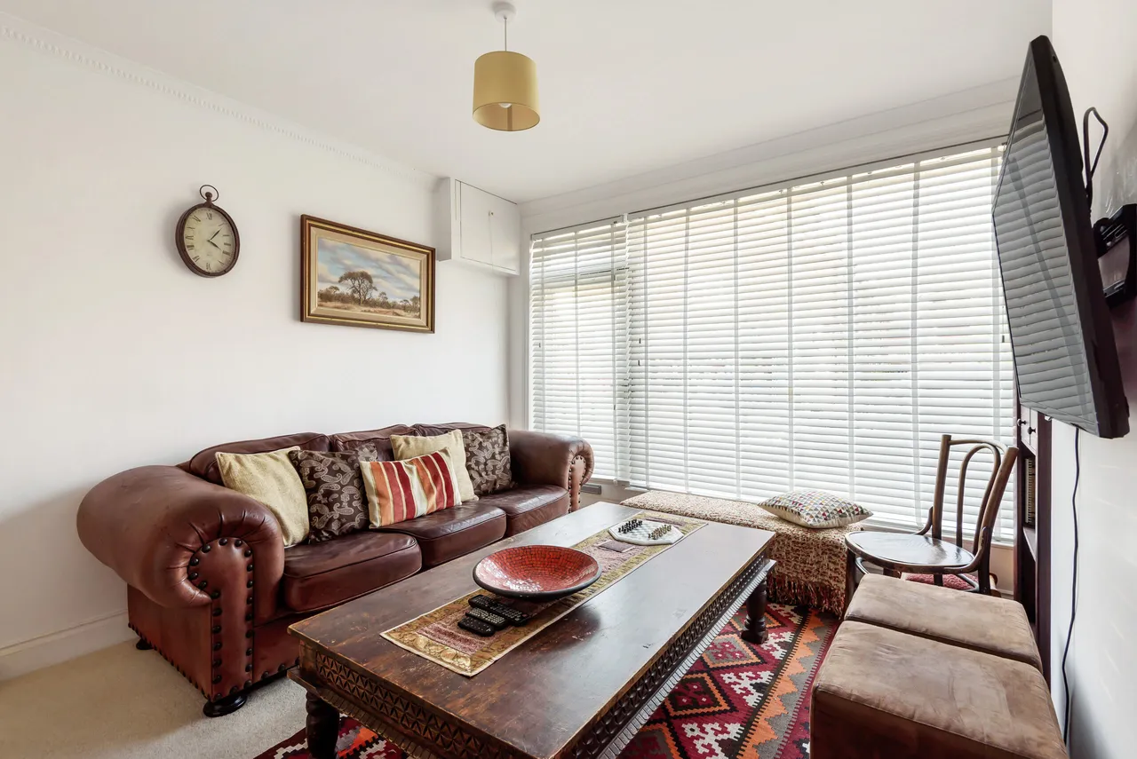 Oakview Headley Road, Grayshott, GU26, photo 7