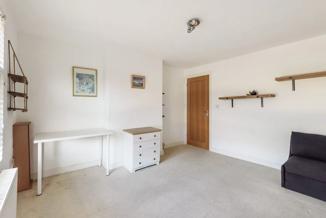Oakview Headley Road, Grayshott, GU26, photo 8