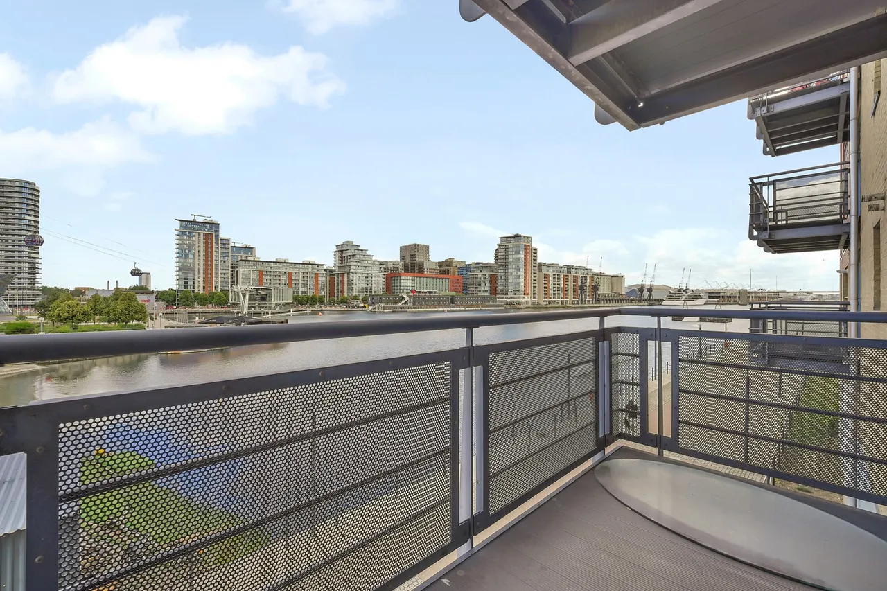 Flat 65 Western Beach Apartments, 36 Hanover Avenue, London, E16 1DZ, photo 15