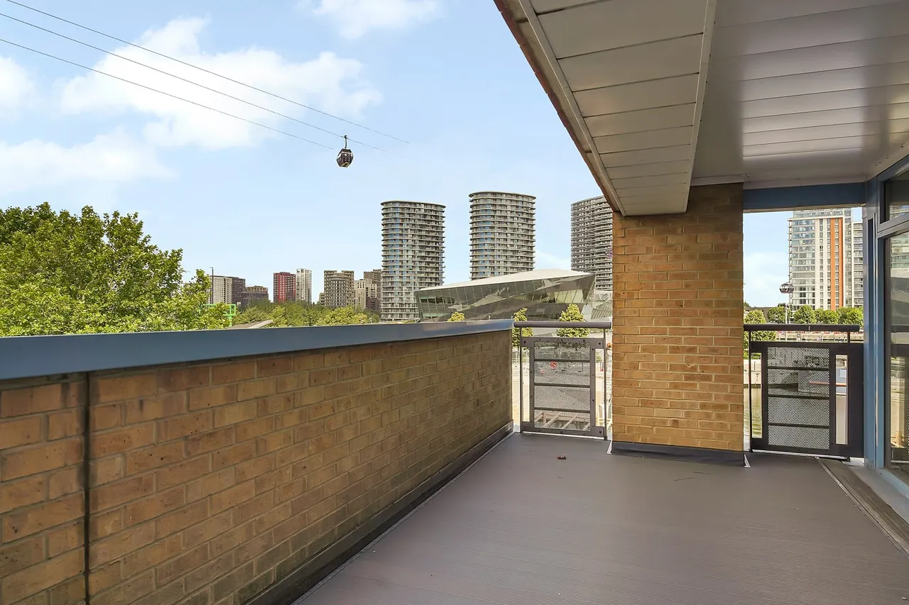 Flat 65 Western Beach Apartments, 36 Hanover Avenue, London, E16 1DZ, photo 9