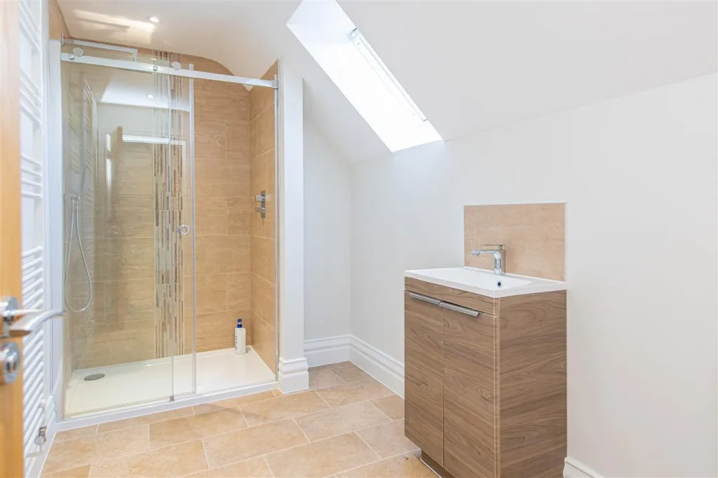 Coles Close, Little Harrowden, photo 36