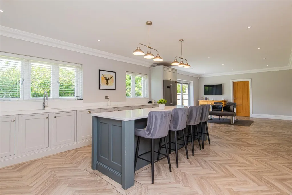 Coles Close, Little Harrowden, photo 11
