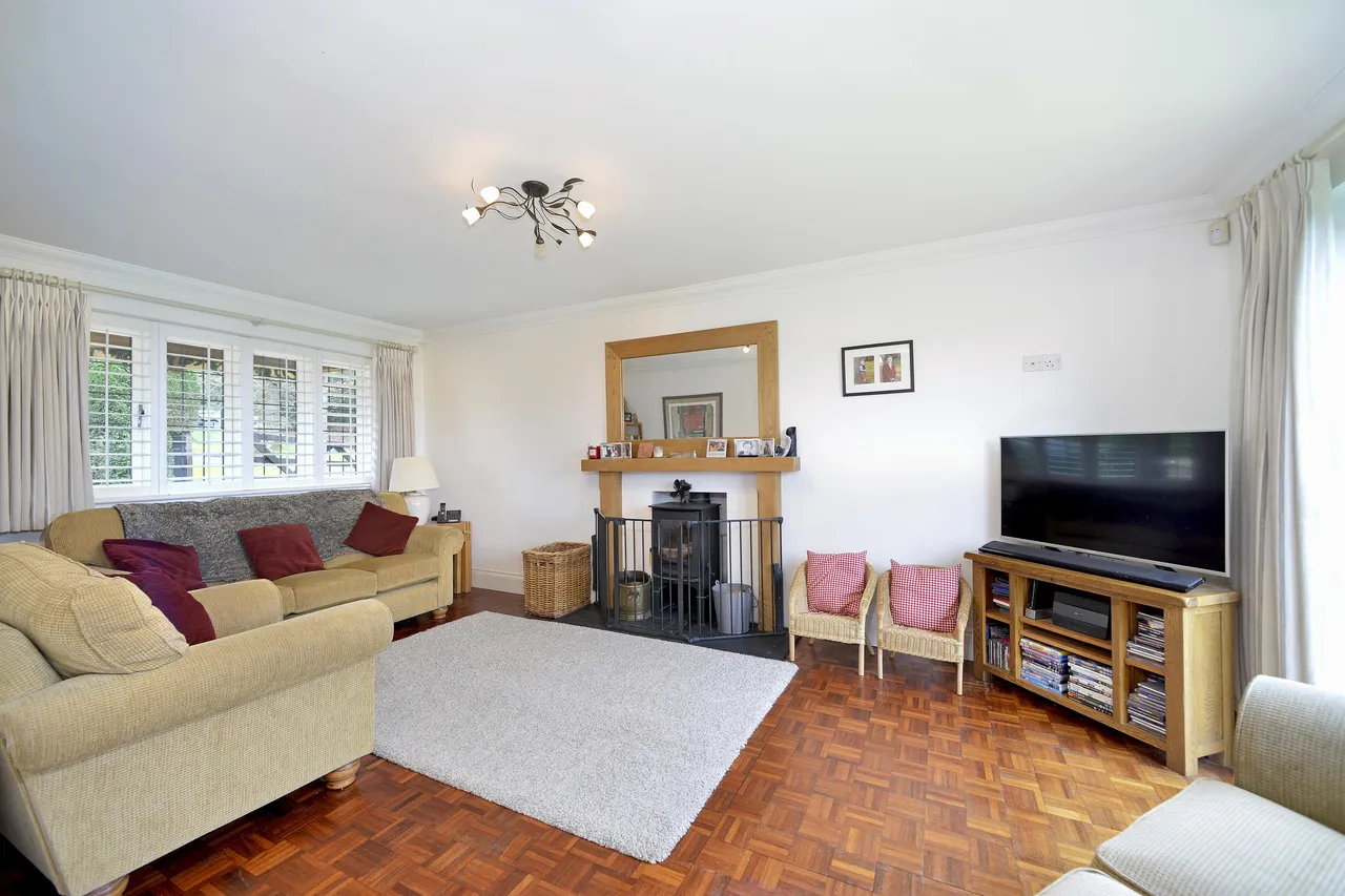 Grayswood Road, HASLEMERE, GU27, photo 5