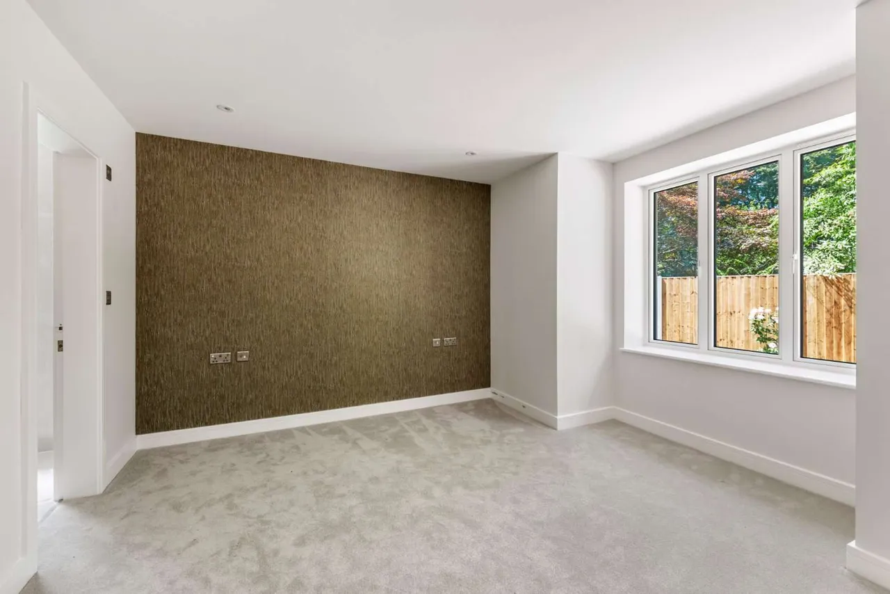 The Paddock, Haslemere, Surrey, GU27 1HB, photo 9