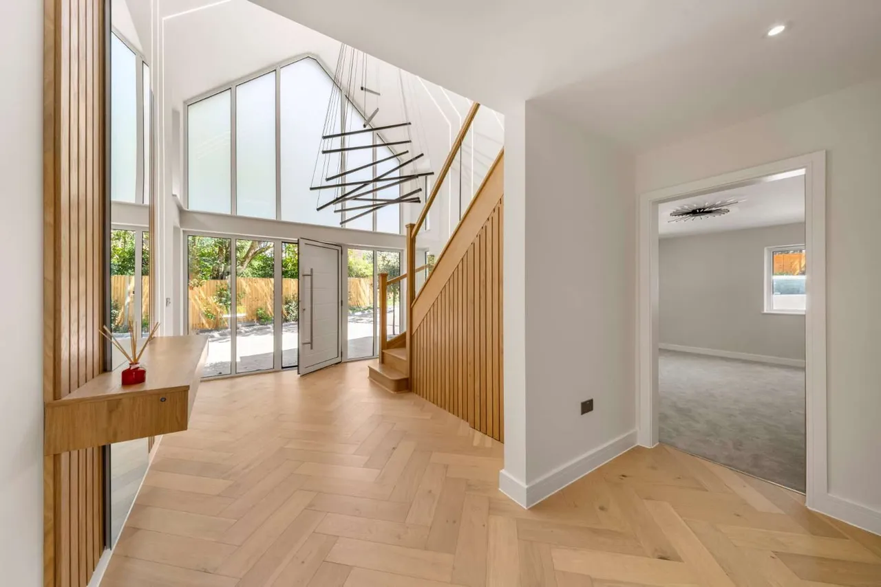 4 bed house for sale — The Paddock, Haslemere, Surrey, GU27 1HB