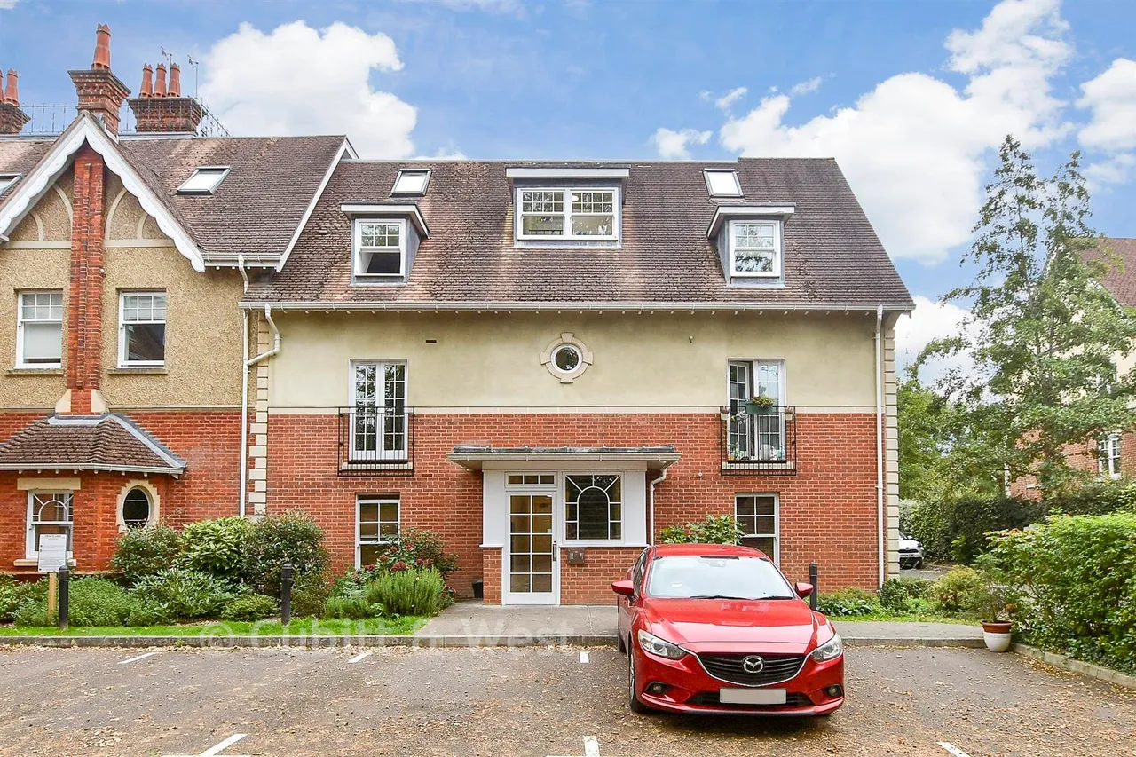 Massetts Road, Horley, RH6, photo 12