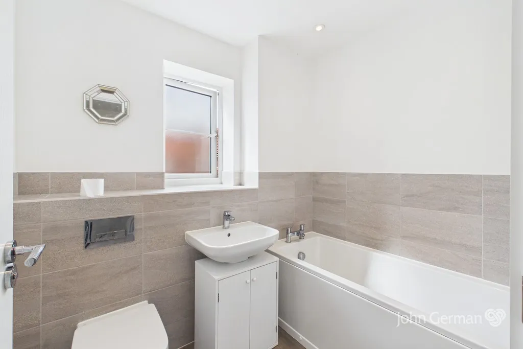 Abbot Way, Burton-on-Trent, photo 17