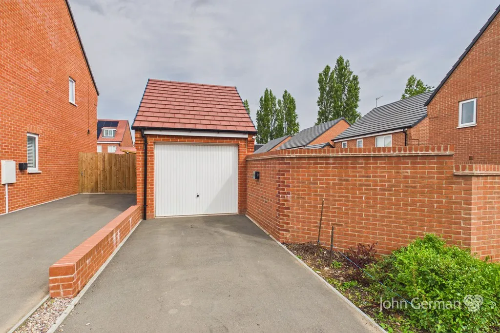 Abbot Way, Burton-on-Trent, photo 21