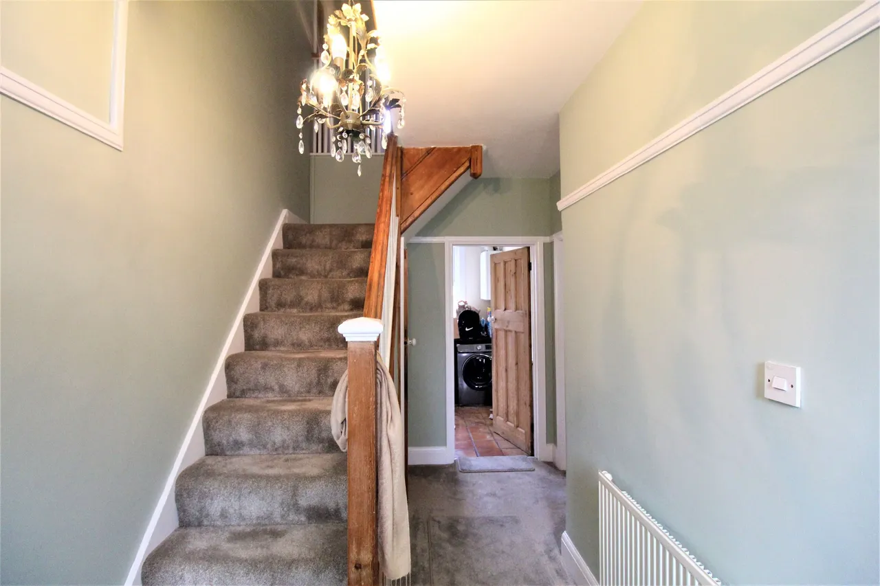 Allenby Crescent, Grays, Essex, RM17 6DH, photo 5