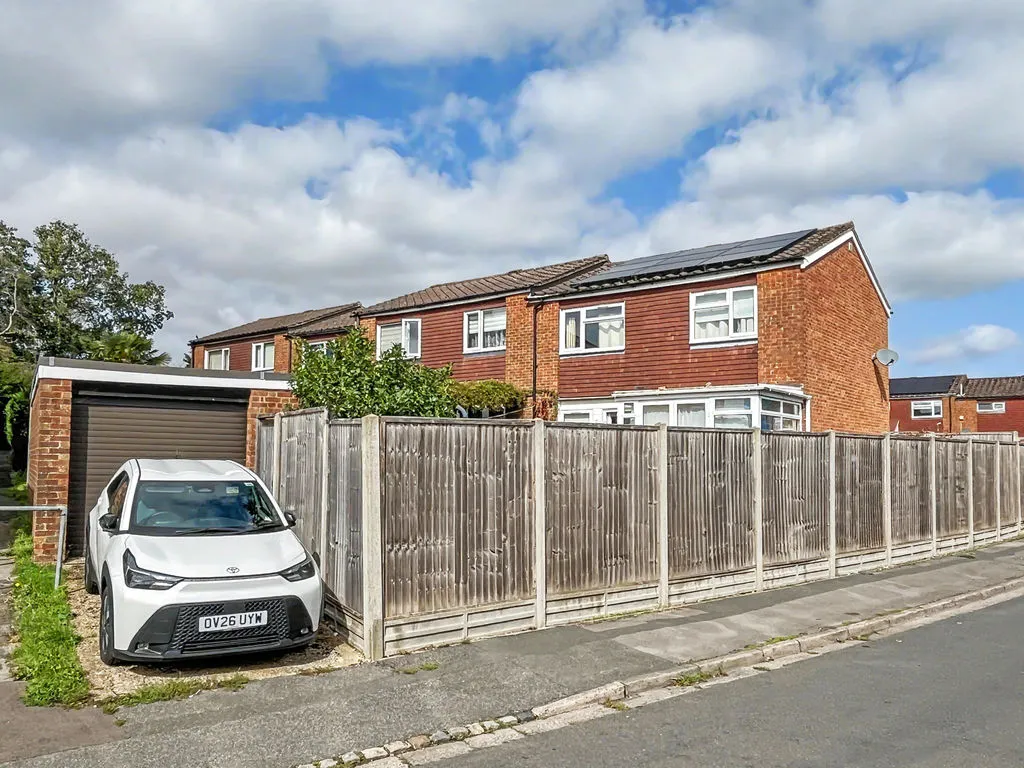 Oakwood, Flackwell Heath, HP10, photo 12