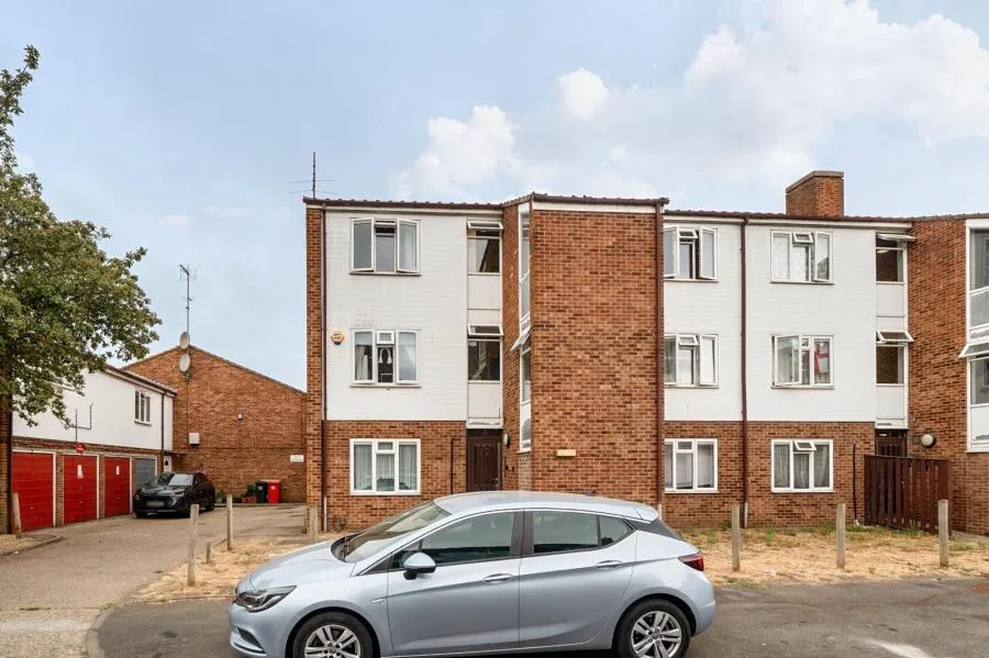 Fox Road, Slough, SL3, photo 12