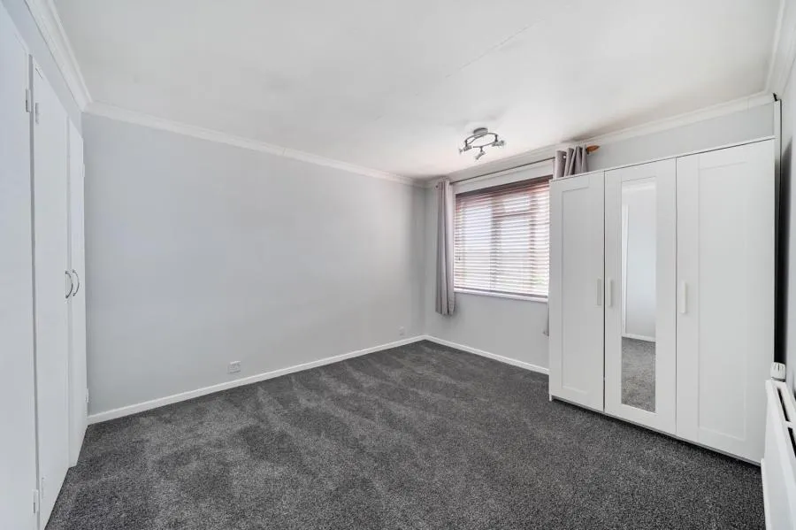 Fox Road, Slough, SL3, photo 8