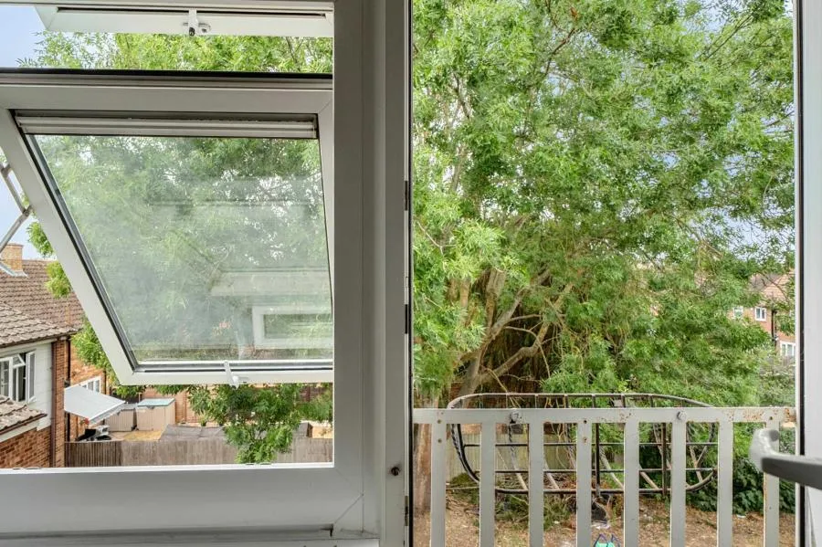 Fox Road, Slough, SL3, photo 13