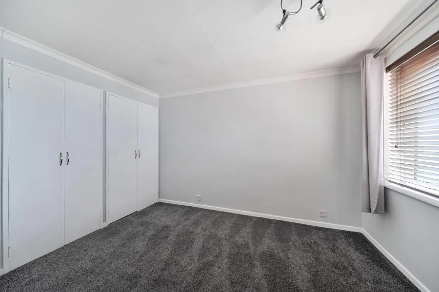 Fox Road, Slough, SL3, photo 10