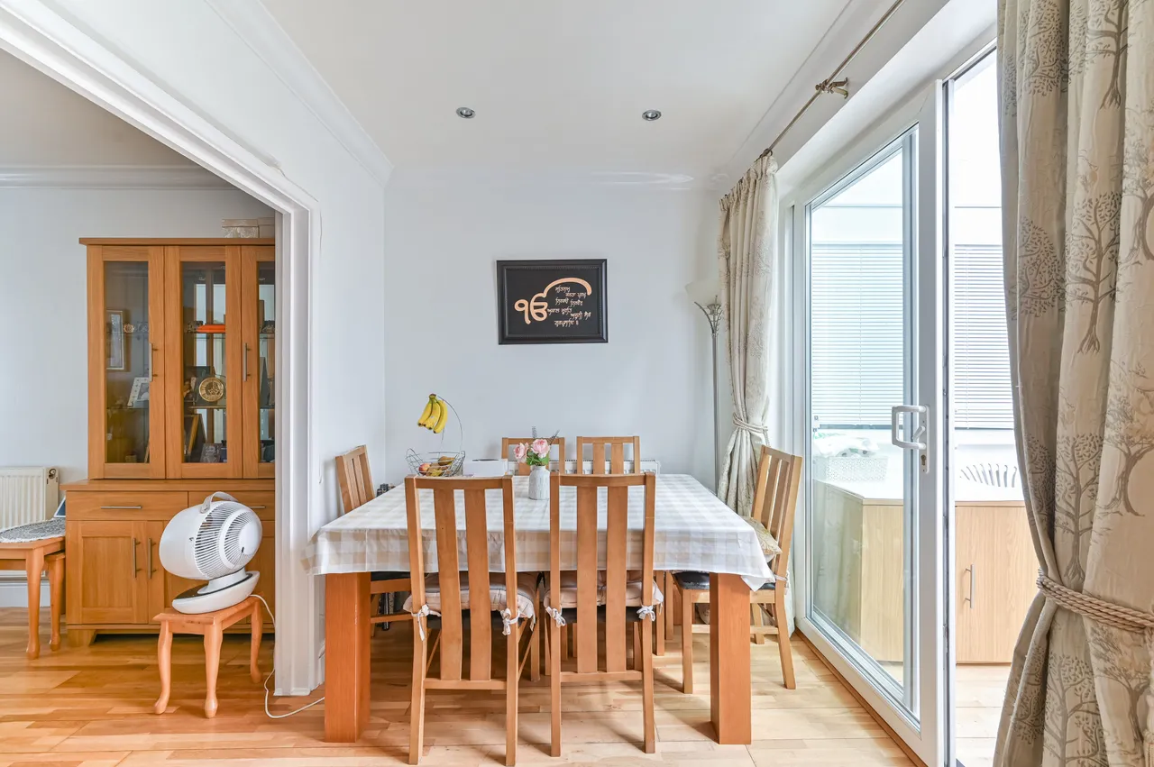 13 Stane Way, London, photo 8