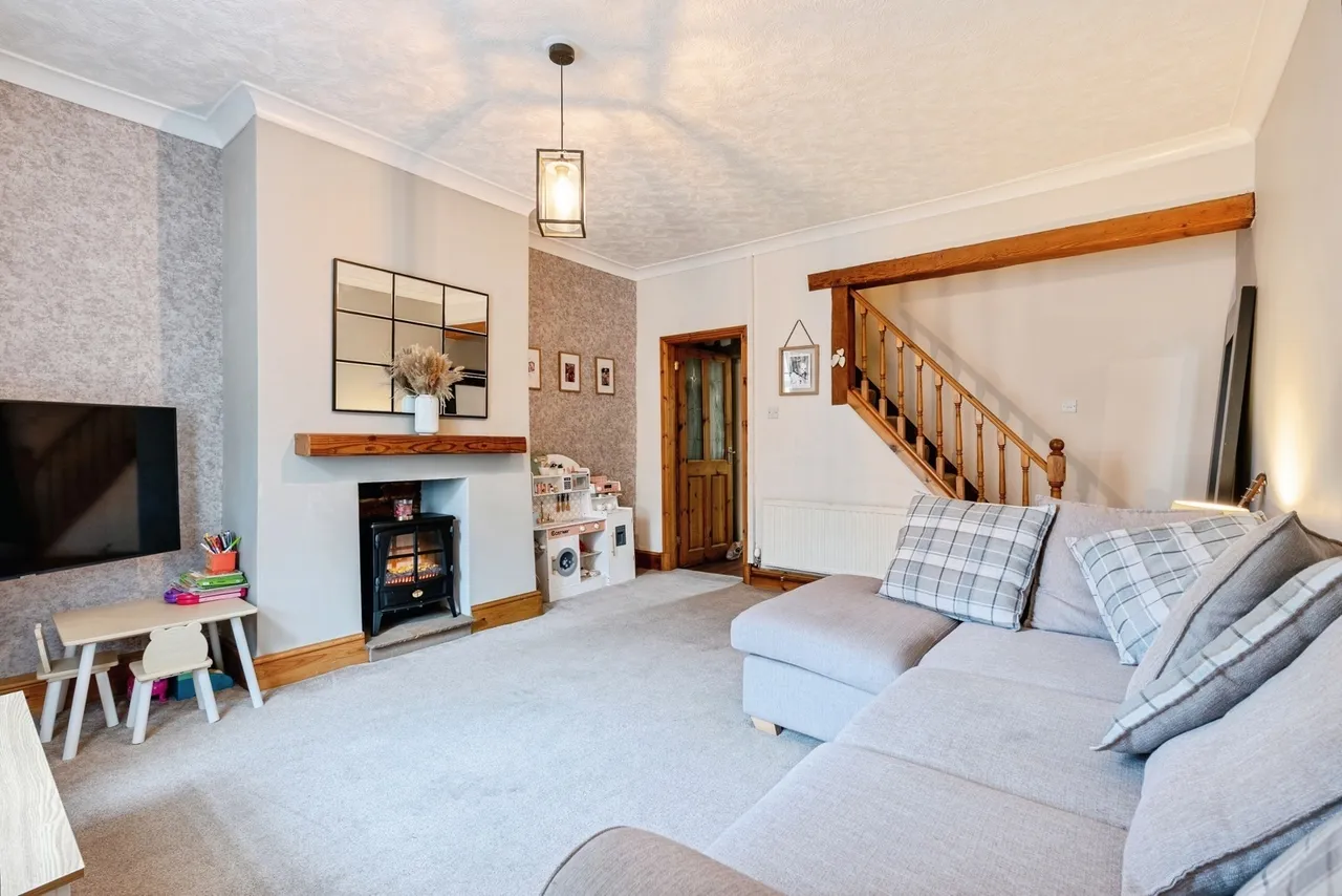 Burnley Road, Cliviger, BB10, photo 5