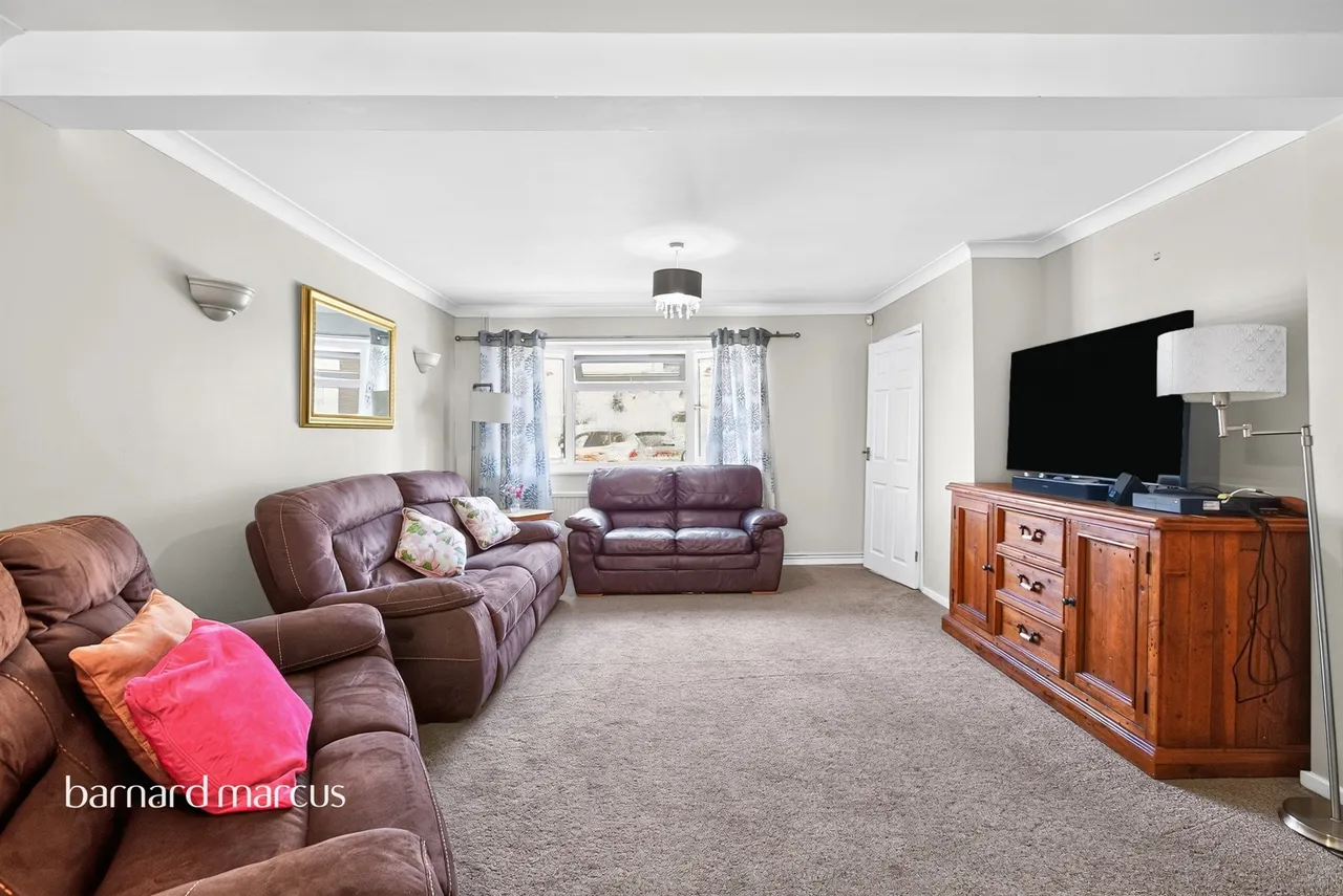 Lavender Close, Redhill, RH1, photo 5