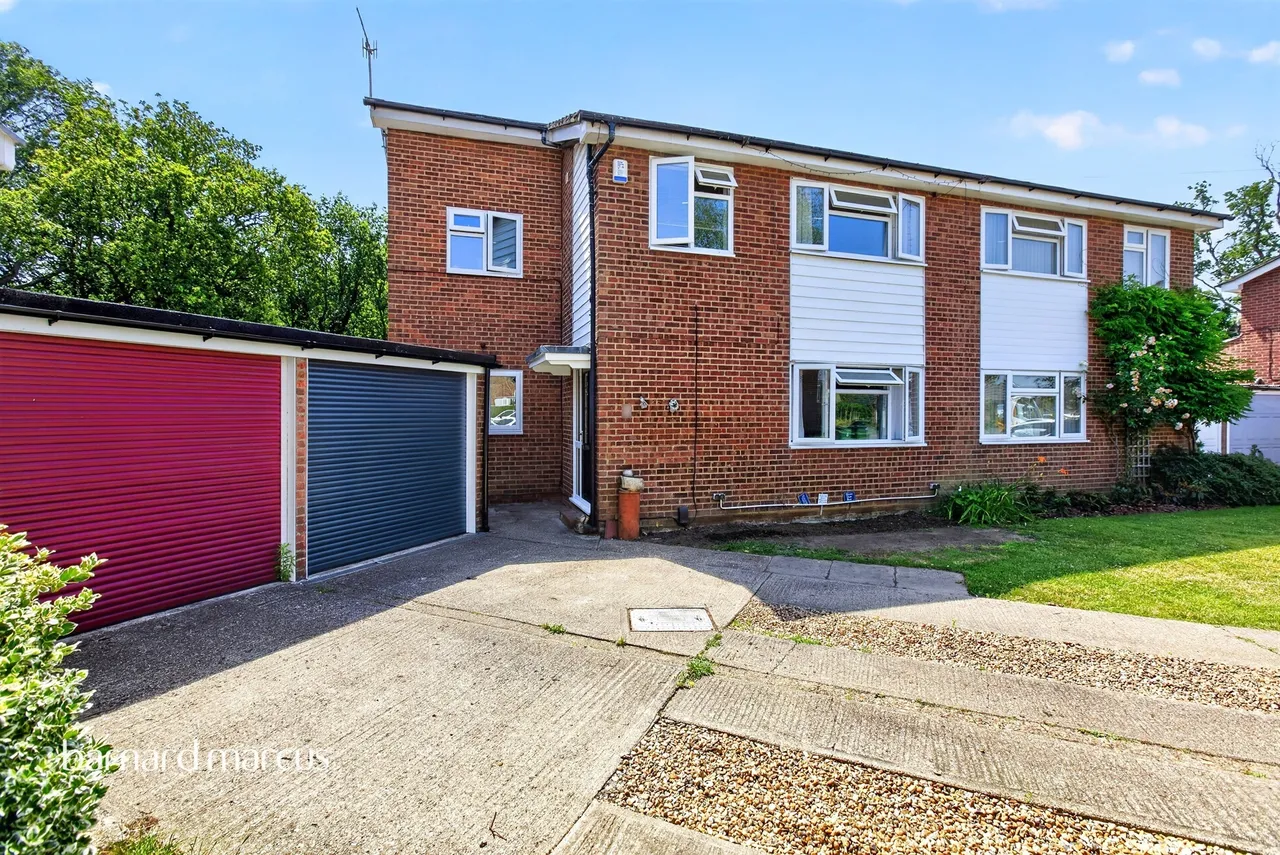 Lavender Close, Redhill, RH1, photo 4